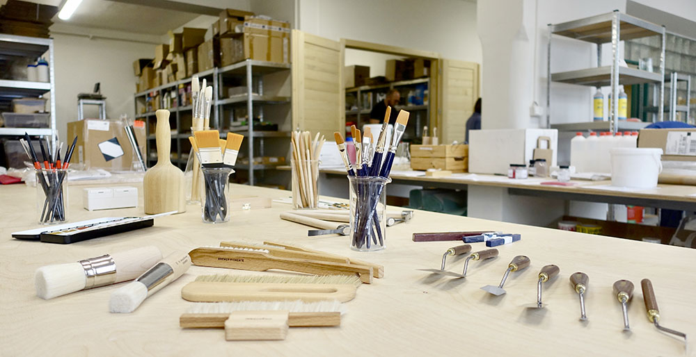 Nástroje a vybavení