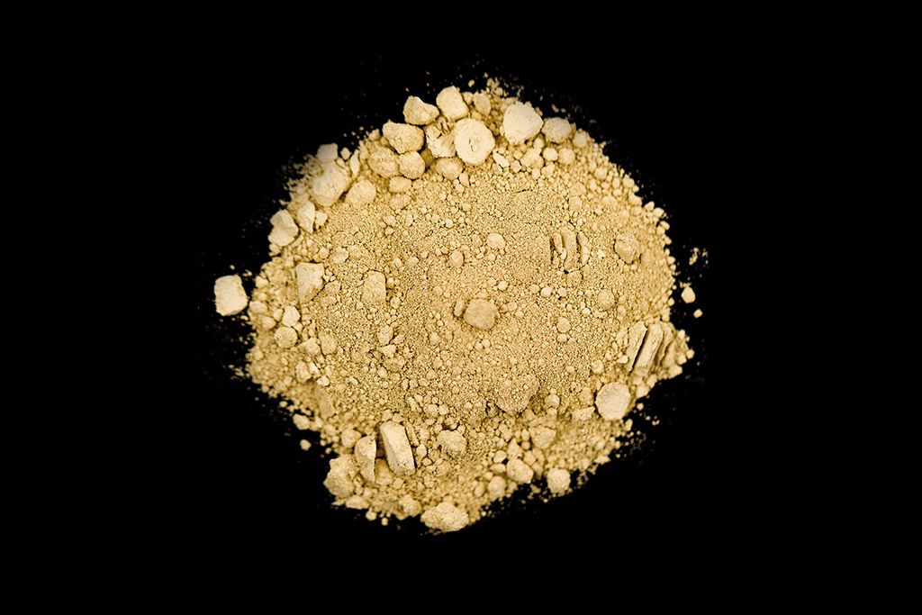 Oxid titaničitý přírodní, běloba titanová béžová