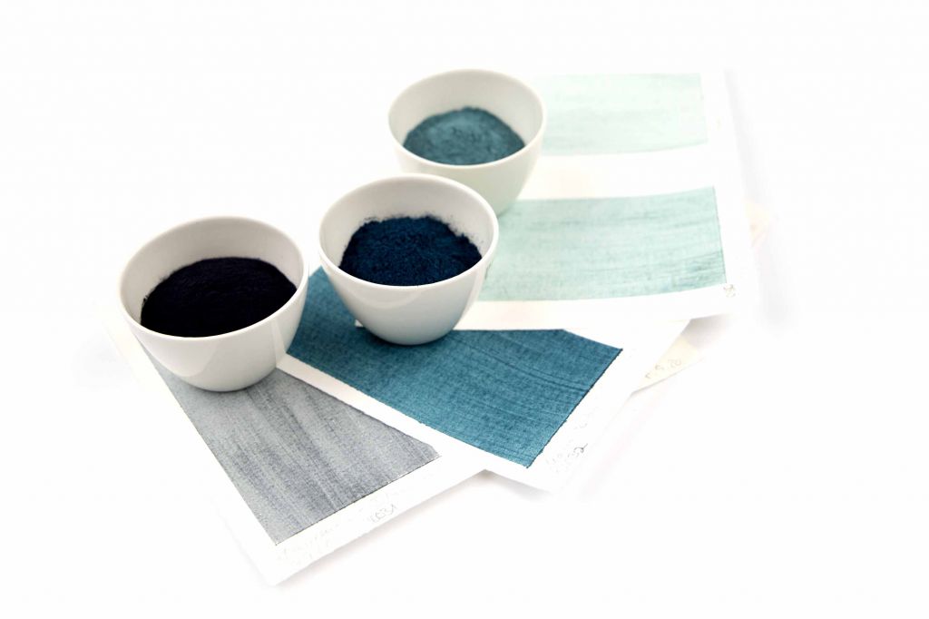 Maya Blue, tmavě modrá M, 100 g