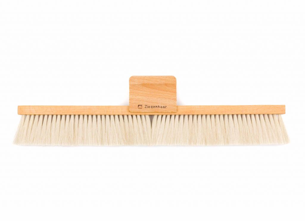 Kartáč s rukojetí kozí srst, 30cm