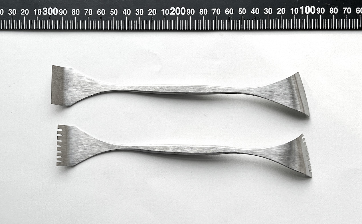 Štukatérská škrabka se zubatým ostřím, 19 cm