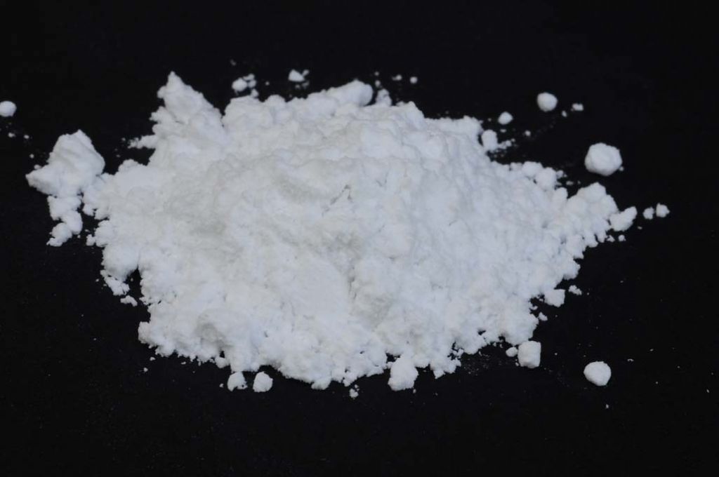 Barevné sklo, opálově bílá, neprůhledné, mletí 1, 100 g