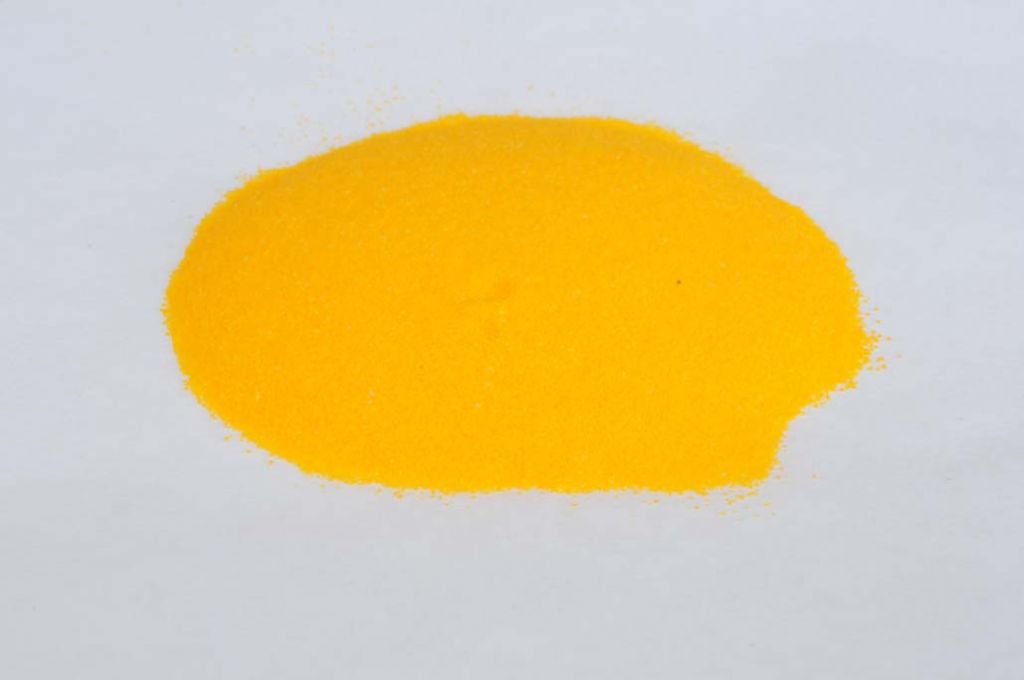 Barevné sklo, korunka žlutá, neprůhledné, mletí 5, 1 kg