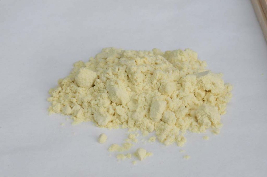 Barevné sklo, brilantní zlato, průhledné, mletí 1, 1 kg