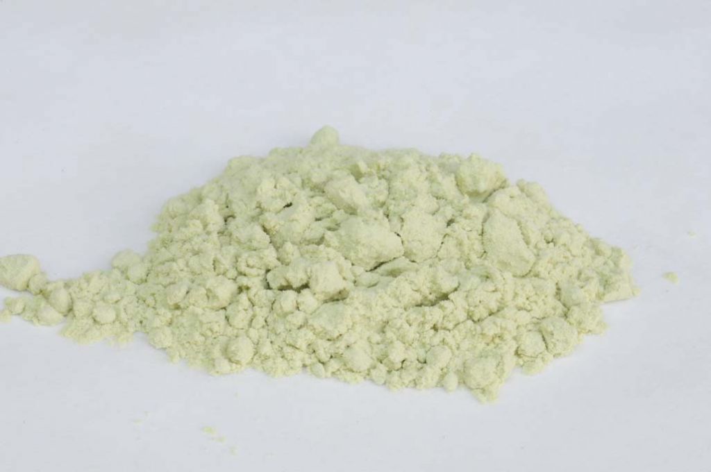 Barevné sklo, hráškově zelené, neprůhledné, mletí 1, 100 g