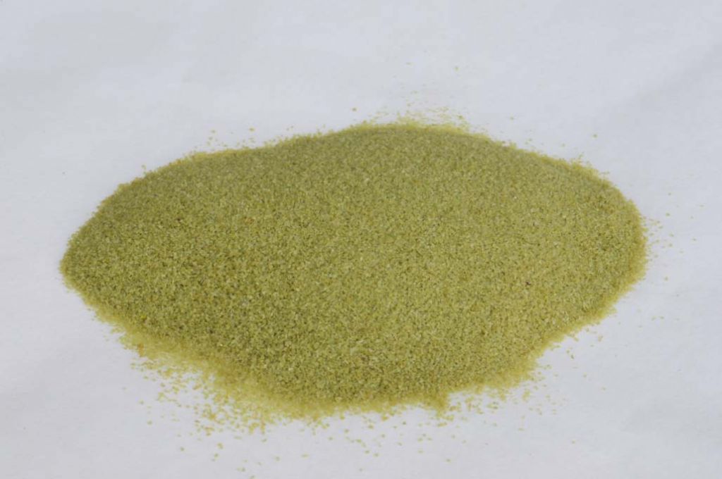 Barevné sklo, hráškově zelené, neprůhledné, mletí 5, 1 kg