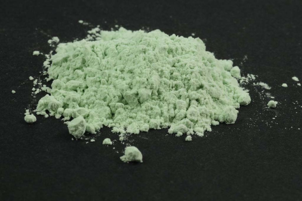 Barevné sklo, Isar Green, neprůhledné, mletí 1, 100 g