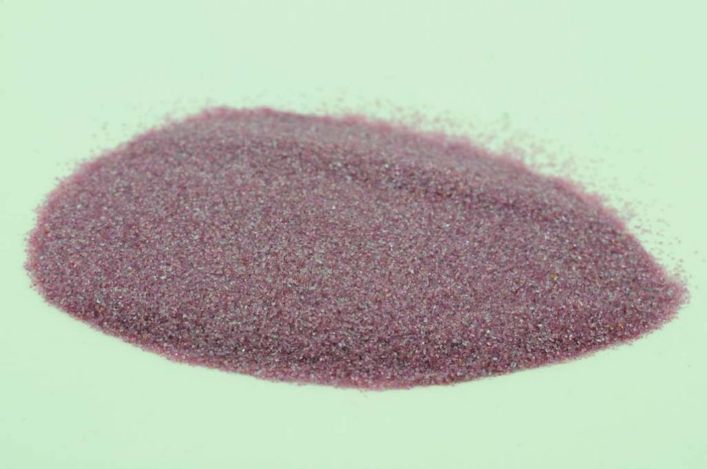 Barevné sklo, ametyst načervenalé, průhledné, mletí 5, 1 kg