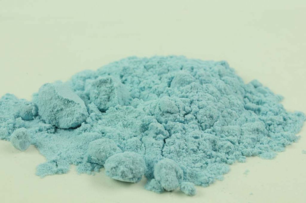 Barevné sklo, tyrkysově modré, průhledné, mletí 1, 100 g