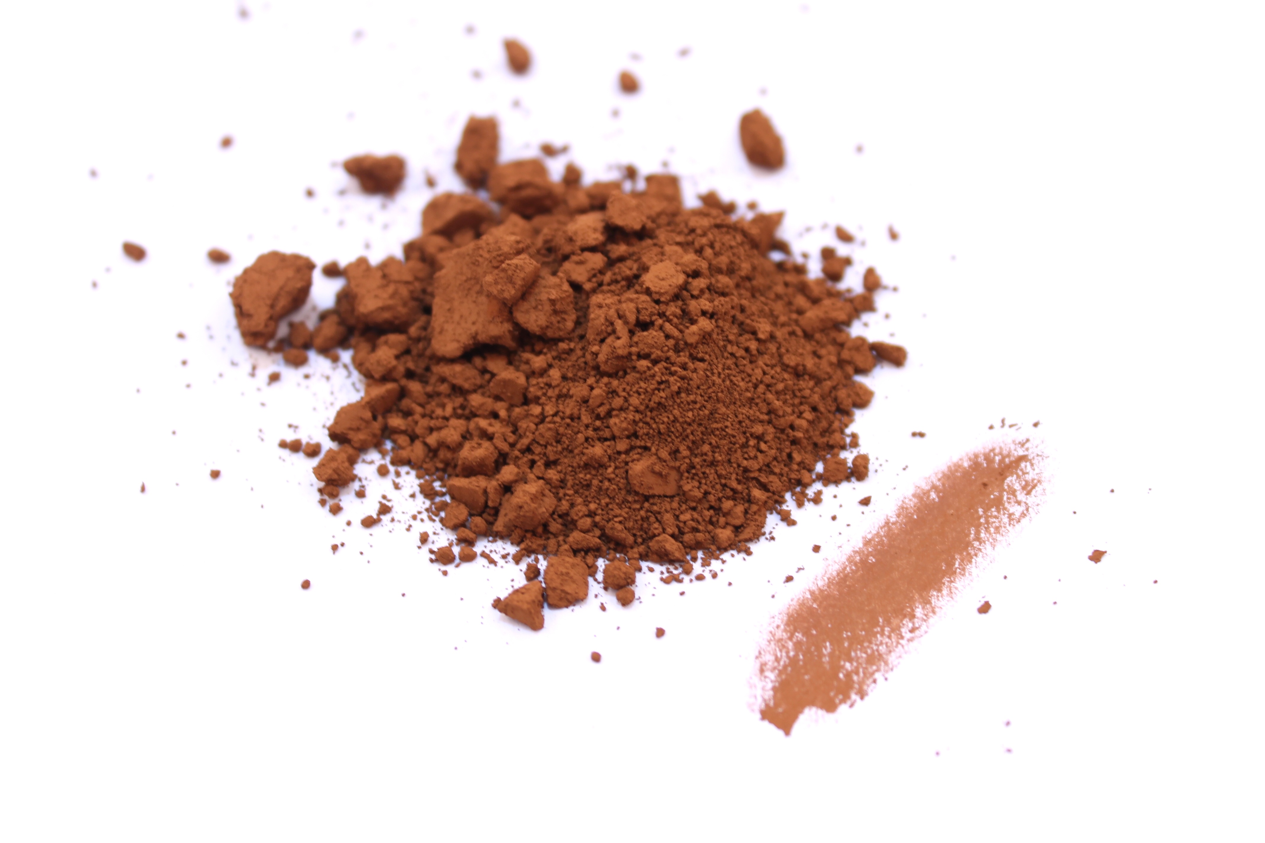 hnědý pigment 600 bayferrox